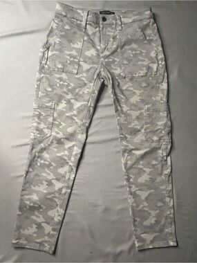 Banana Republic Gray Camo Cargo Pants – Women’s Size 4 Slim Utility Pants